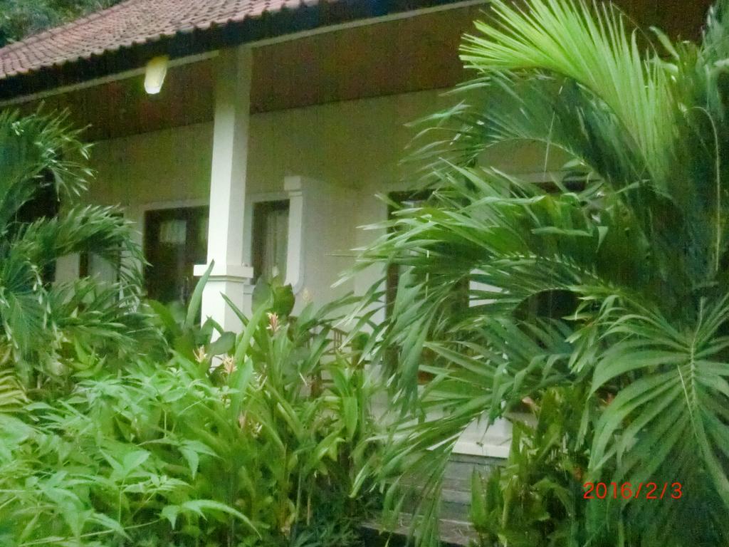 Pondok Aldi Amed Buitenkant foto