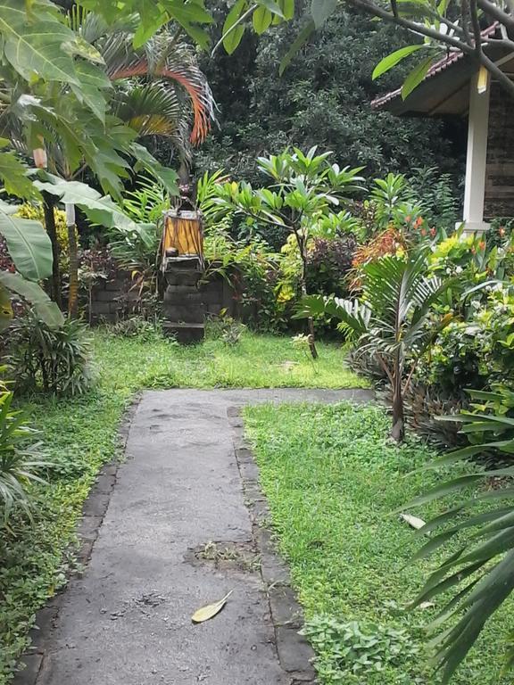 Pondok Aldi Amed Buitenkant foto