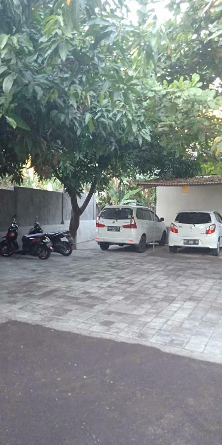 Pondok Aldi Amed Buitenkant foto